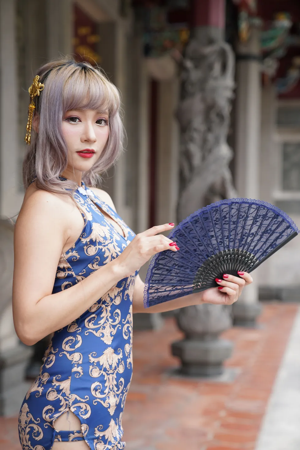 [Mzsock] NO.149 Xue Kaiyun blue flower short cheongsam with high heels and beautiful legs street photography#[105P]-10